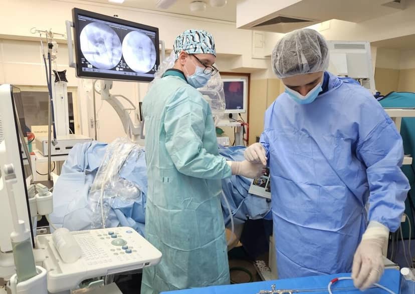 Nowa metoda usuwania kamieni nerkowych. Polscy urolodzy sięgają po małoinwazyjne metody