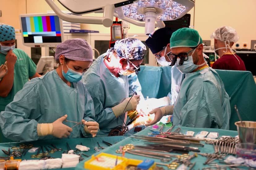 Zatrzymali oddech, by ocalić życie 4-latce. Pionierska operacja tchawicy we Wrocławiu