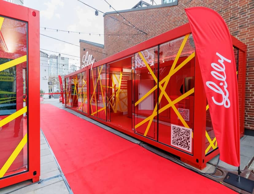 Ruszyła „The Impossible Gym” – wyjątkowa instalacja, która symbolizuje wyzwania stojące przed pacjentami z chorobą otyłościową
